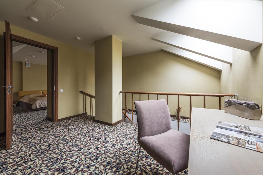 Oro Nida Hotel Exterior photo
